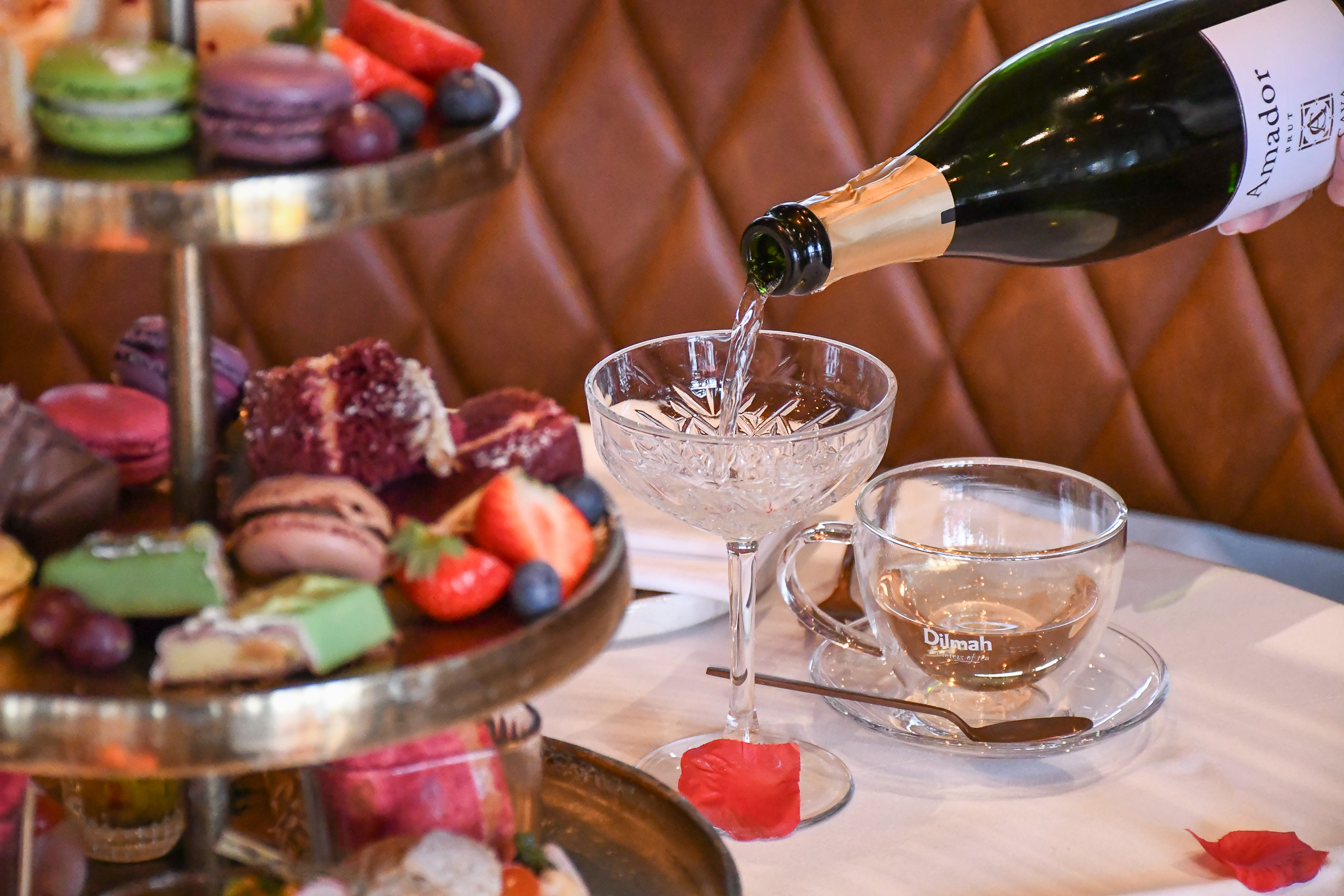 HighTea_XXL -1.jpg